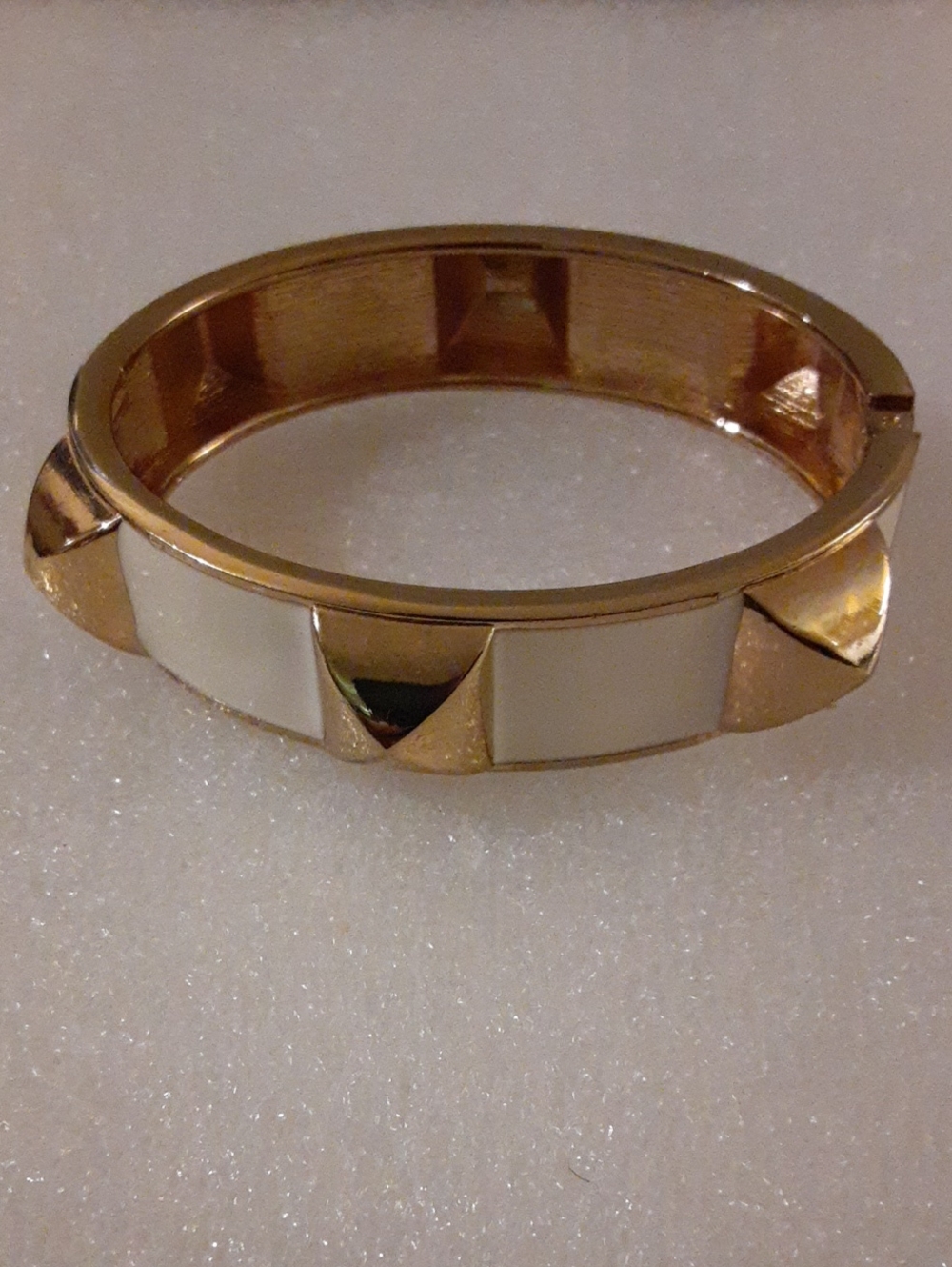 Gold Tone and White Pyramid Accent Clamper Stud Bangle Bracelet